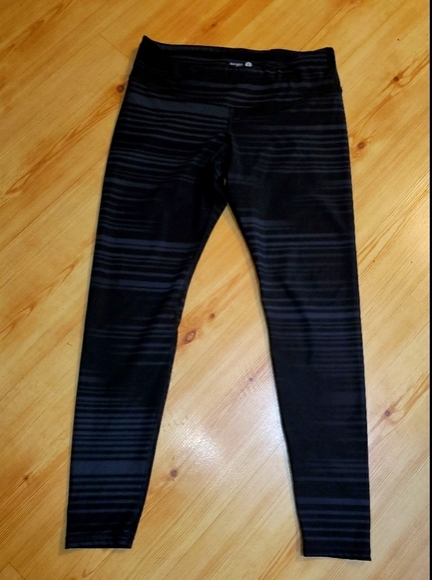Old Navy Active Pants - Old Navy Active Women's Stripped Leggings